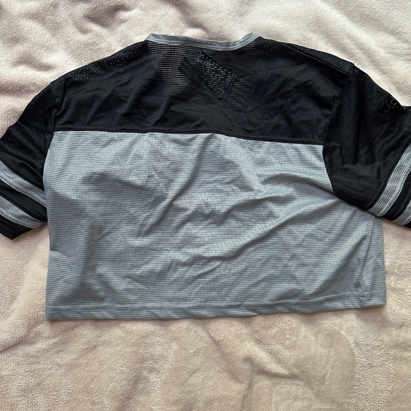 NWT Cellblock 13 Cropped Tee - Picture 2 of 3